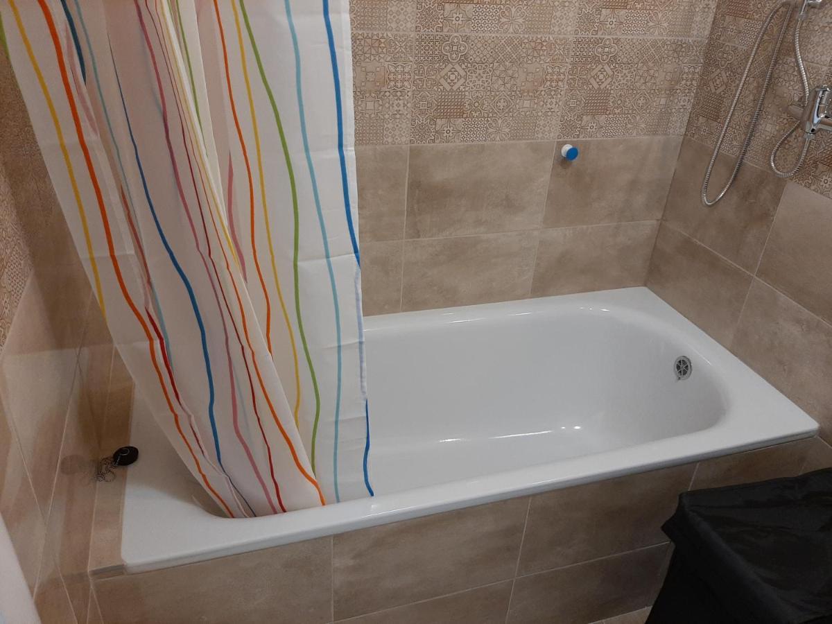 Apartment Cherry Bratislava & Free Parking Экстерьер фото